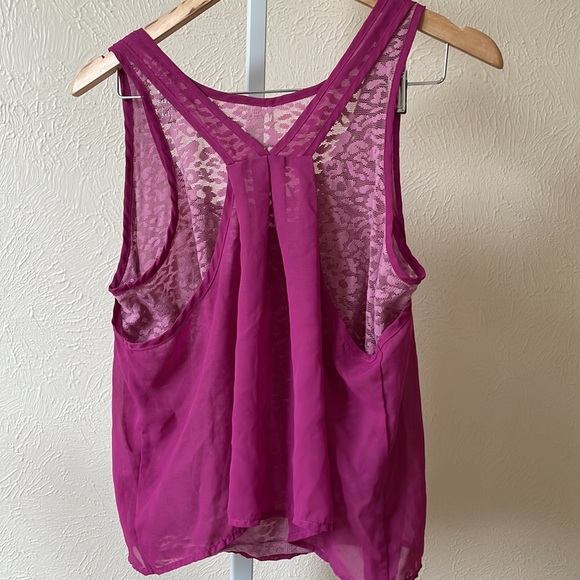 Robin K designer cuter double layered tank top - Picture 5 of 7